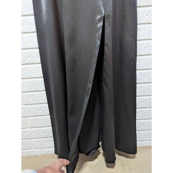 Christina Wu Celebration Women's Black Solid Wedding Attire Gown Size 16 NWT - Picture 2 of 8